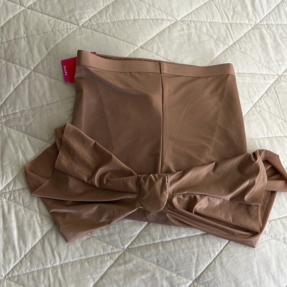 Spanx Thinstincts 2.0 Firm Control NWT medium - Picture 12 of 15